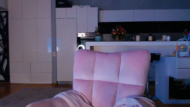 Gallery image thumbnail from D_y_y's myfreecams stream on, 03/03/2025, 05:47 image 11 of 20