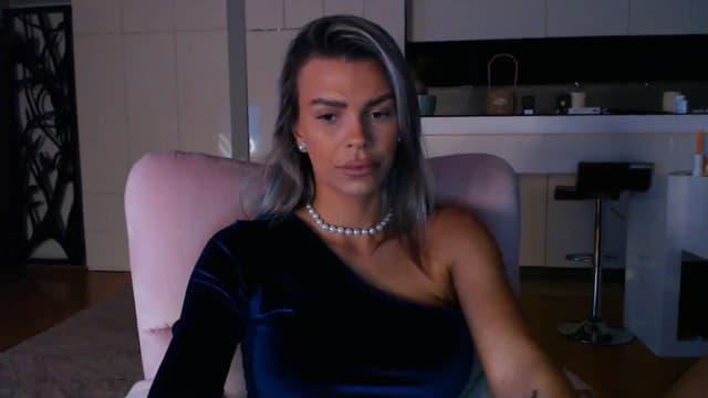 Gallery image thumbnail from D_y_y's myfreecams stream on, 03/12/2025, 05:09 image 8 of 20