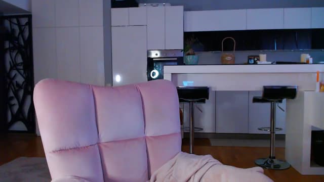 Gallery image thumbnail from D_y_y's myfreecams stream on, 03/15/2025, 05:27 image 17 of 20