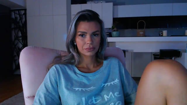 Gallery image thumbnail from D_y_y's myfreecams stream on, 04/09/2025, 04:22 image 13 of 20