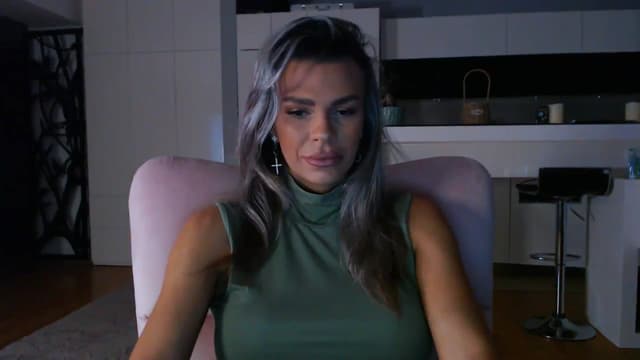 Gallery image thumbnail from D_y_y's myfreecams stream on, 04/09/2025, 04:22 image 6 of 20