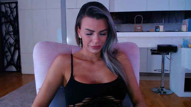 Gallery image thumbnail from D_y_y's myfreecams stream on, 04/21/2025, 04:18 image 2 of 20