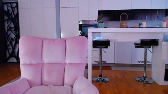 Gallery image thumbnail from D_y_y's myfreecams stream on, 04/21/2025, 04:18 image 13 of 20