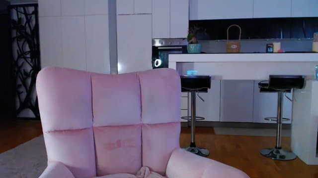 Gallery image thumbnail from D_y_y's myfreecams stream on, 05/05/2025, 04:33 image 11 of 20