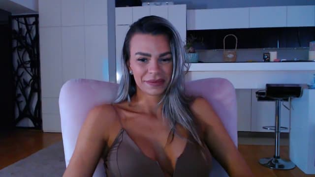 Gallery image thumbnail from D_y_y's myfreecams stream on, 05/12/2025, 04:22 image 2 of 20
