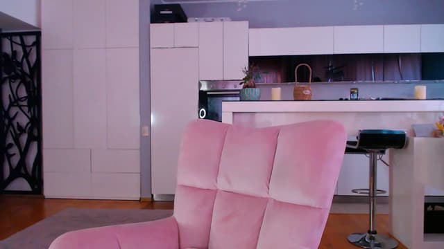 Gallery image thumbnail from D_y_y's myfreecams stream on, 06/09/2025, 04:34 image 4 of 20