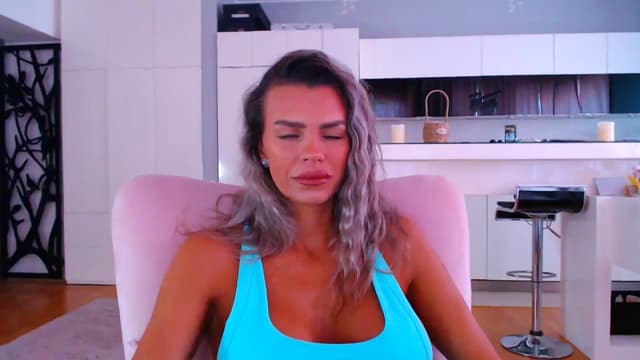 Gallery image thumbnail from D_y_y's myfreecams stream on, 06/09/2025, 04:34 image 15 of 20