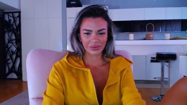 Gallery image thumbnail from D_y_y's myfreecams stream on, 09/16/2025, 05:02 image 16 of 20