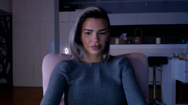 Gallery image thumbnail from D_y_y's myfreecams stream on, 12/17/2025, 06:20 image 3 of 20