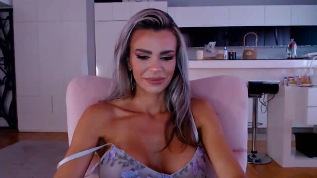 Gallery image thumbnail from D_y_y's myfreecams stream on, 05/13/2026, 04:57 image 15 of 20