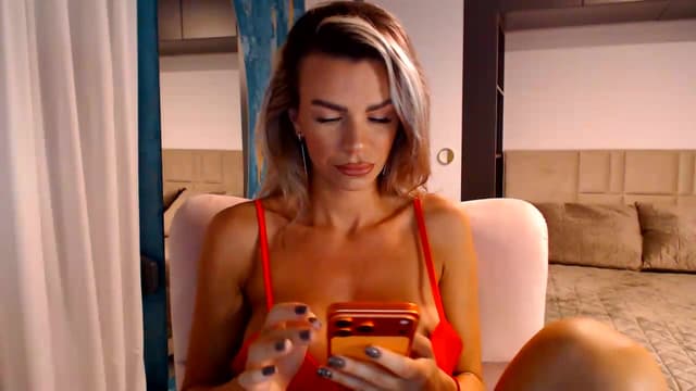 Gallery image thumbnail from D_y_y's myfreecams stream on, 06/26/2026, 03:51 image 16 of 20