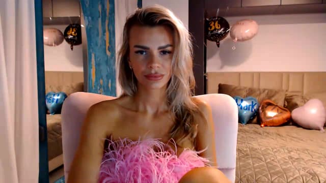 Gallery image thumbnail from D_y_y's myfreecams stream on, 07/19/2026, 05:30 image 13 of 20
