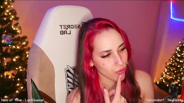 Gallery image thumbnail from Dashy's myfreecams stream on, 12/17/2022, 15:09 image 18 of 20