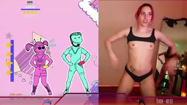 Gallery image thumbnail from Dashy's myfreecams stream on, 04/21/2023, 08:48 image 15 of 20