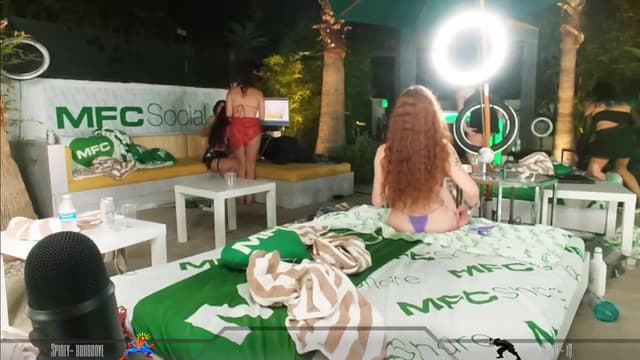 Gallery image thumbnail from Dashy's myfreecams stream on, 05/25/2023, 09:28 image 17 of 20