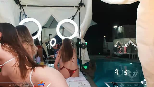 Gallery image thumbnail from Dashy's myfreecams stream on, 05/20/2026, 04:47 image 15 of 20