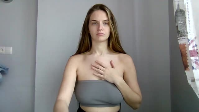 Gallery image thumbnail from Desal's myfreecams stream on, 05/07/2025, 14:45 image 5 of 20