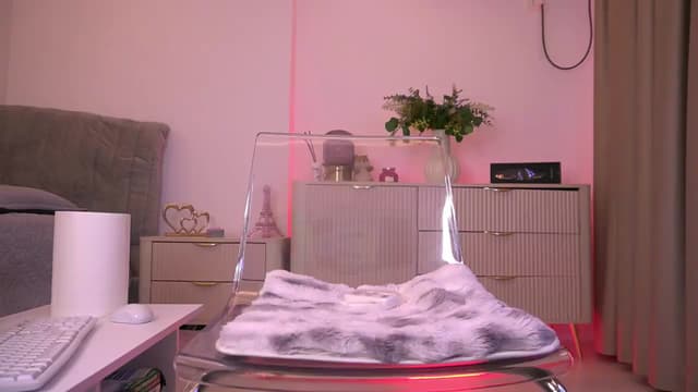 Gallery image thumbnail from Diaaa's myfreecams stream on, 06/27/2026, 22:01 image 5 of 20