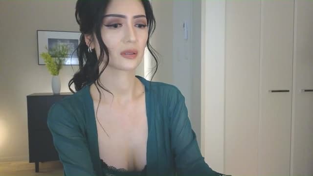 Gallery image thumbnail from Eleah's myfreecams stream on, 02/06/2025, 06:19 image 7 of 20