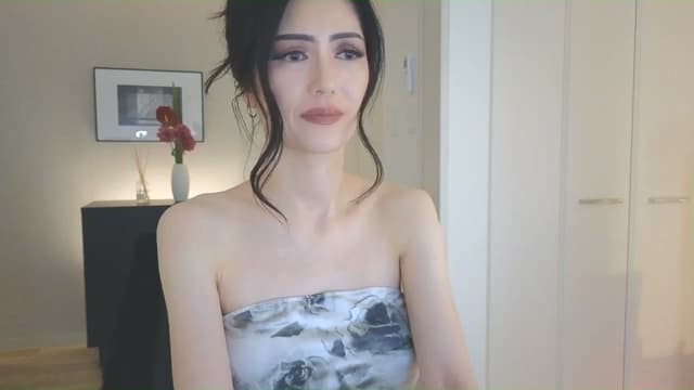 Gallery image thumbnail from Eleah's myfreecams stream on, 03/02/2025, 14:05 image 16 of 20