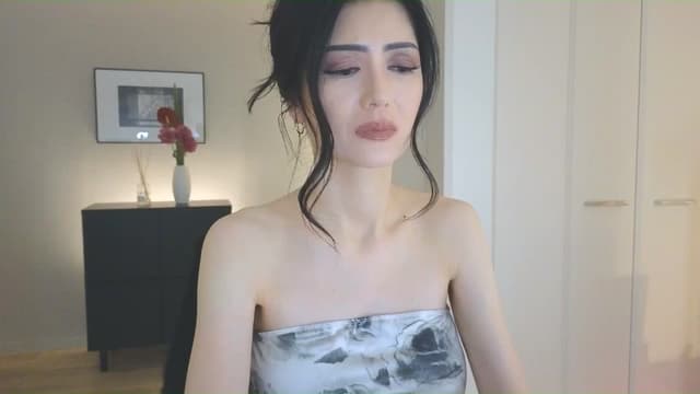Gallery image thumbnail from Eleah's myfreecams stream on, 03/02/2025, 14:05 image 18 of 20