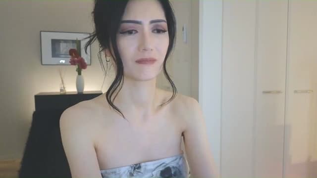 Gallery image thumbnail from Eleah's myfreecams stream on, 03/02/2025, 15:07 image 3 of 20