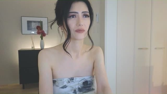Gallery image thumbnail from Eleah's myfreecams stream on, 03/02/2025, 15:07 image 11 of 20