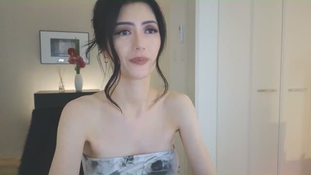 Gallery image thumbnail from Eleah's myfreecams stream on, 03/02/2025, 15:07 image 6 of 20