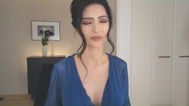 Gallery image thumbnail from Eleah's myfreecams stream on, 03/06/2025, 14:44 image 6 of 20