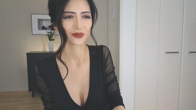 Gallery image thumbnail from Eleah's myfreecams stream on, 03/09/2025, 07:58 image 12 of 20