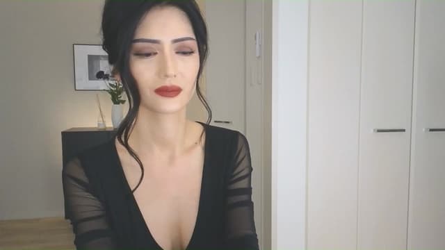 Gallery image thumbnail from Eleah's myfreecams stream on, 03/09/2025, 07:58 image 4 of 20
