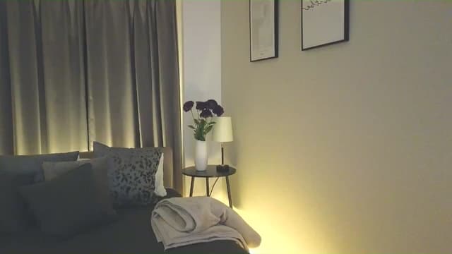 Gallery image thumbnail from Eleah's myfreecams stream on, 03/13/2025, 10:56 image 1 of 20
