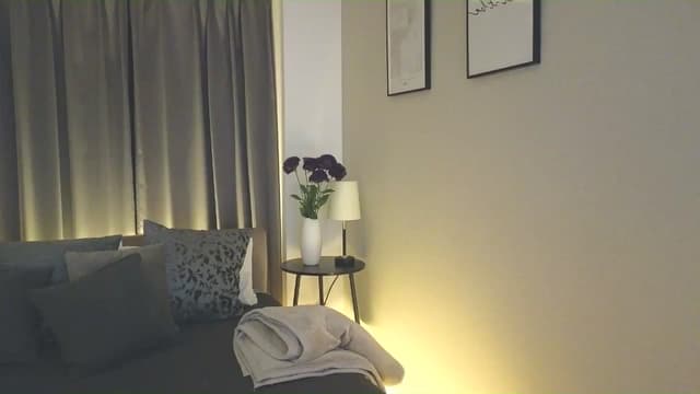 Gallery image thumbnail from Eleah's myfreecams stream on, 03/13/2025, 10:56 image 2 of 20