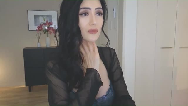 Gallery image thumbnail from Eleah's myfreecams stream on, 03/30/2025, 08:23 image 3 of 20