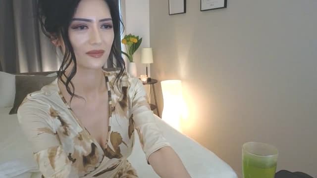 Gallery image thumbnail from Eleah's myfreecams stream on, 04/10/2025, 05:58 image 2 of 20