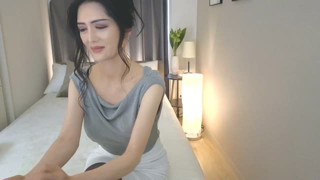 Gallery image thumbnail from Eleah's myfreecams stream on, 04/13/2025, 04:53 image 6 of 20