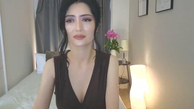 Gallery image thumbnail from Eleah's myfreecams stream on, 04/20/2025, 06:57 image 3 of 20