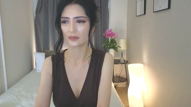 Gallery image thumbnail from Eleah's myfreecams stream on, 04/20/2025, 06:57 image 4 of 20