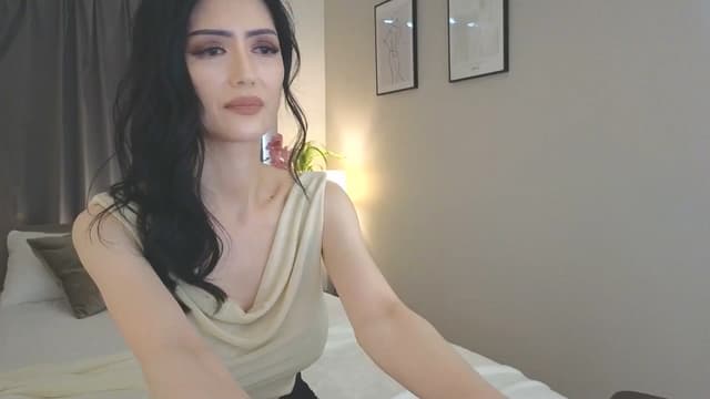 Gallery image thumbnail from Eleah's myfreecams stream on, 05/04/2025, 03:14 image 7 of 20