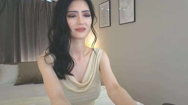 Gallery image thumbnail from Eleah's myfreecams stream on, 05/04/2025, 04:55 image 17 of 20