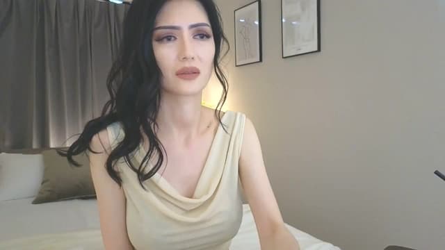 Gallery image thumbnail from Eleah's myfreecams stream on, 05/04/2025, 04:55 image 2 of 20
