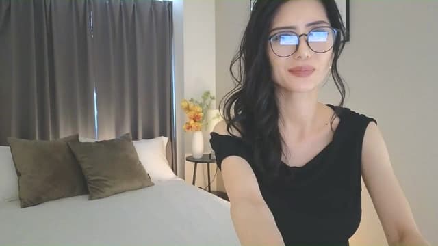 Gallery image thumbnail from Eleah's myfreecams stream on, 06/01/2025, 07:51 image 5 of 20