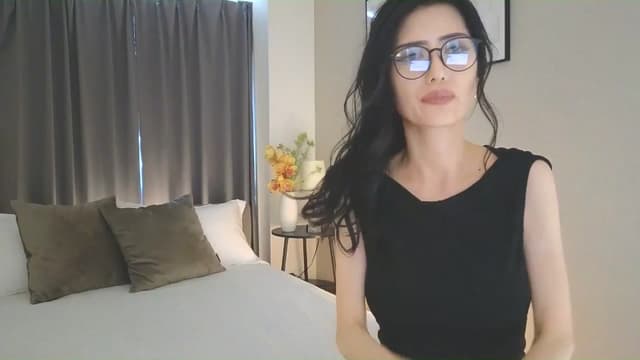 Gallery image thumbnail from Eleah's myfreecams stream on, 06/01/2025, 07:51 image 19 of 20