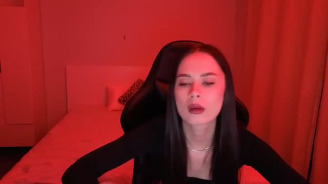 Gallery image thumbnail from Emili's myfreecams stream on, 02/13/2026, 18:01 image 20 of 20