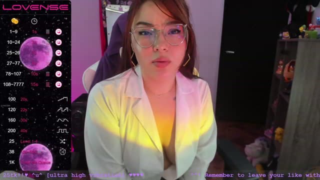 Gallery image thumbnail from Emoon's myfreecams stream on, 06/12/2023, 13:33 image 9 of 20