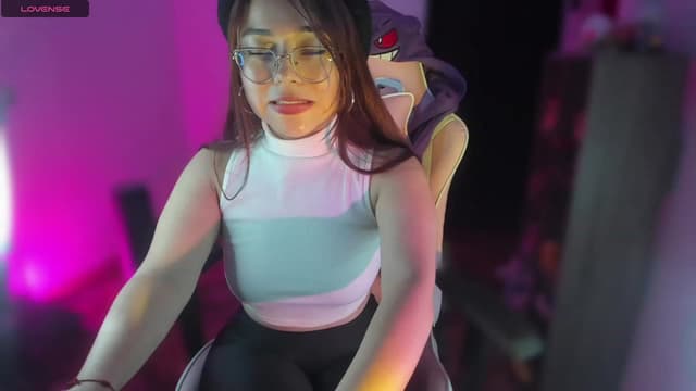 Gallery image thumbnail from Emoon's myfreecams stream on, 09/18/2023, 01:08 image 5 of 20