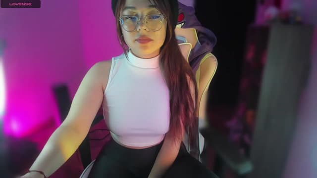 Gallery image thumbnail from Emoon's myfreecams stream on, 09/18/2023, 01:08 image 9 of 20
