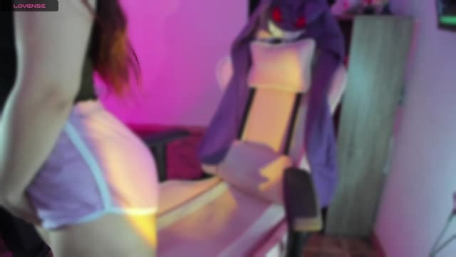 Gallery image thumbnail from Emoon's myfreecams stream on, 11/05/2023, 19:35 image 8 of 20