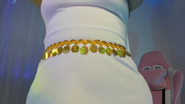 Gallery image thumbnail from Emoon's myfreecams stream on, 10/14/2024, 18:34 image 16 of 20