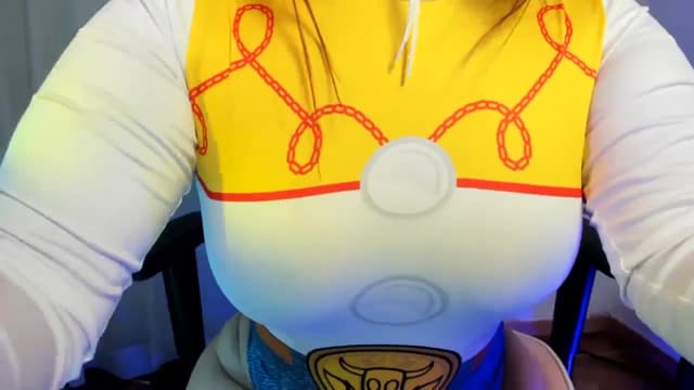 Gallery image thumbnail from Emoon's myfreecams stream on, 10/31/2024, 17:36 image 13 of 20